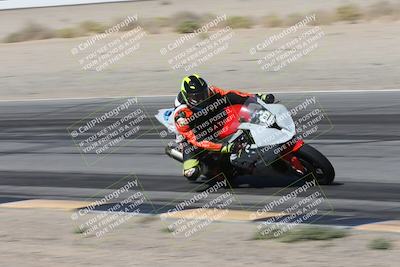 media/Oct-30-2025-Racers Edge (Thu) [[dabbdaf680]]/3-B Group/Session 3 (Turn 15 Inside)/